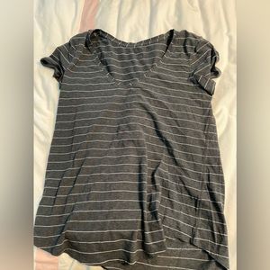 Lulu lemon tshirt